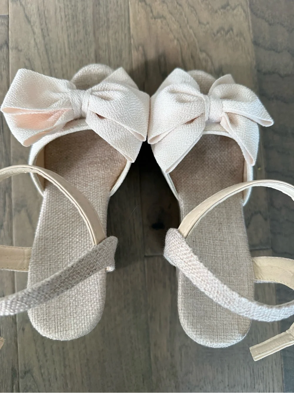 SHEIN Cream Bow Wedge Sandals 6 worn in house for a few hours